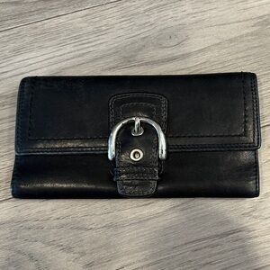 Black Leather Buckle Wallet